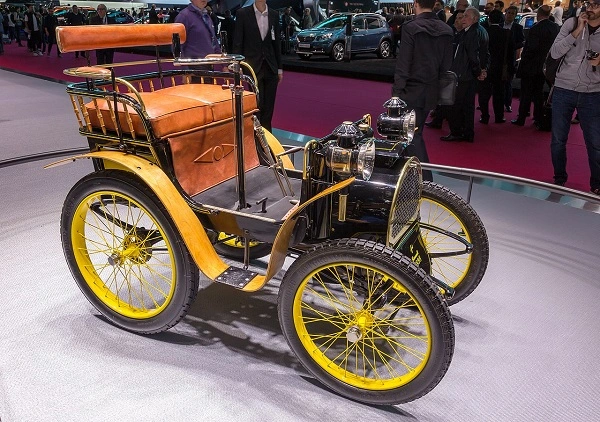 Първата кола Renault Cart